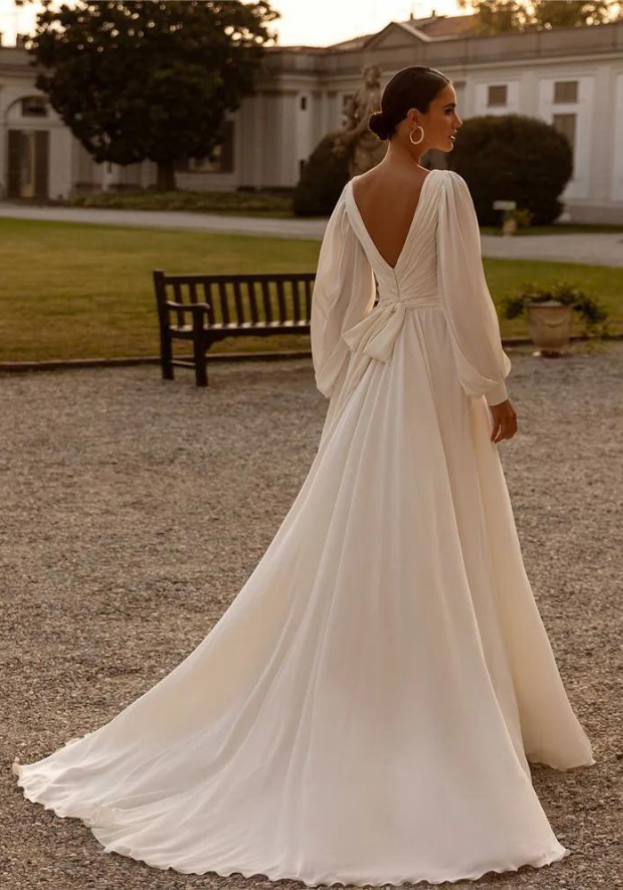 Robe ivoire mariage civil de dos